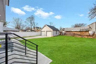 119 E Fulton Avenue, Roosevelt, NY 11575 - Photo 21