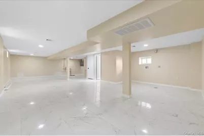 14411 223rd Street, Springfield Gardens, NY 11413 - Photo 29