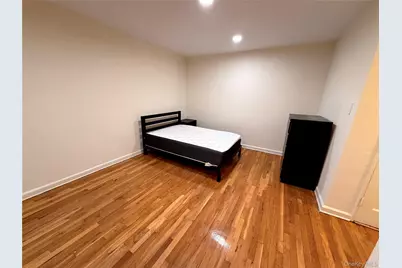 140-18 Burden Crescent #310, Briarwood, NY 11435 - Photo 5