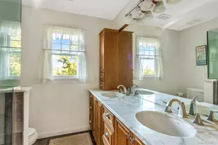 435 Luptons Point Rd, Mattituck, NY 11952 - Photo 21