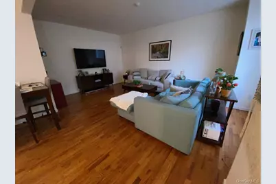 213 Arlington Court, Bardonia, NY 10954 - Photo 3