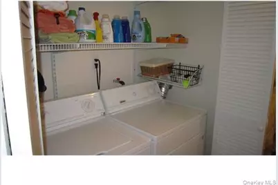 213 Arlington Court, Bardonia, NY 10954 - Photo 13