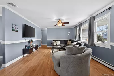 29 Rush Street, Port Jefferson, NY 11776 - Photo 7