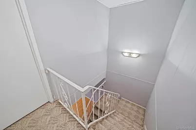 202 Birchwood Road, Medford, NY 11763 - Photo 13