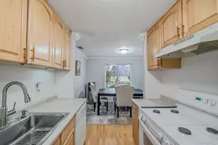 202 Birchwood Rd, Medford, NY 11763 - Photo 11