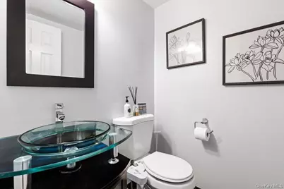 50 Dekalb Avenue #N2, White Plains, NY 10605 - Photo 11