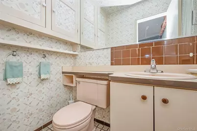 49 Amherst Drive, Massapequa, NY 11758 - Photo 17