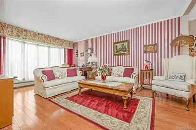 49 Amherst Drive, Massapequa, NY 11758 - Photo 5