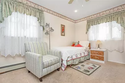 49 Amherst Drive, Massapequa, NY 11758 - Photo 15