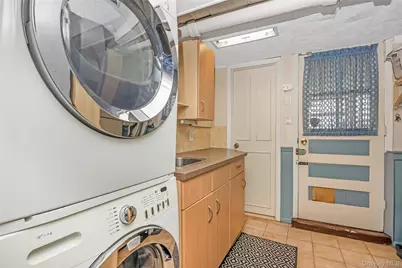 49 Amherst Drive, Massapequa, NY 11758 - Photo 23