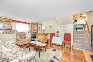 49 Amherst Dr, Massapequa, NY 11758 - Photo 21