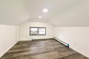 65 Monhagen Ave, Middletown, NY 10940 - Photo 11