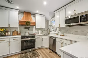 118 Ketcham Ave, Patchogue, NY 11772 - Photo 13