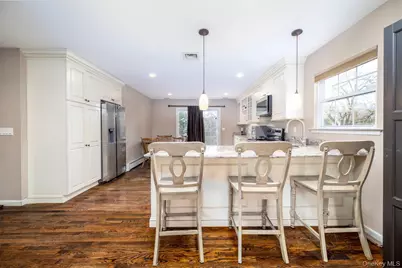 12 Summit Street, Patchogue, NY 11772 - Photo 7