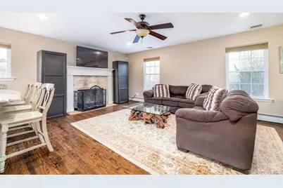 12 Summit Street, Patchogue, NY 11772 - Photo 3
