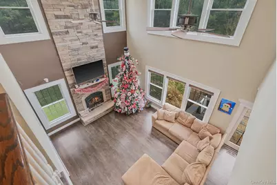 30 Hampton Drive, Center Moriches, NY 11934 - Photo 19