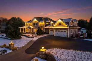 30 Hampton Dr, Center Moriches, NY 11934 - Photo 3