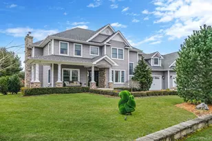 30 Hampton Dr, Center Moriches, NY 11934 - Photo 3