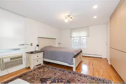 25 Canterbury Road #2F, Great Neck, NY 11021 - Photo 11