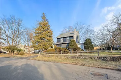 10 Brook Street, Suffern, NY 10901 - Photo 25