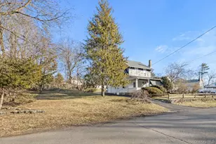 10 Brook St, Suffern, NY 10901 - Photo 27