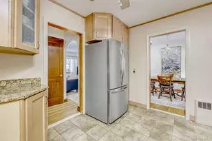 7 Woodland Pl, Airmont, NY 10952 - Photo 7