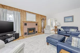 7 Woodland Pl, Airmont, NY 10952 - Photo 3