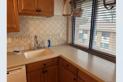 139 Sierra Vista Lane, Valley Cottage, NY 10989 - Photo 11