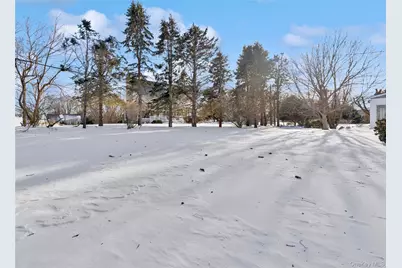 350 Soundview Road, Orient, NY 11957 - Photo 7