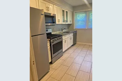 49-16 Douglaston Parkway #2R, Douglaston, NY 11362 - Photo 3