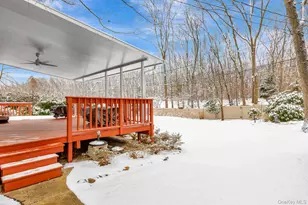 25 Sheryl Crescent, Smithtown, NY 11787 - Photo 35