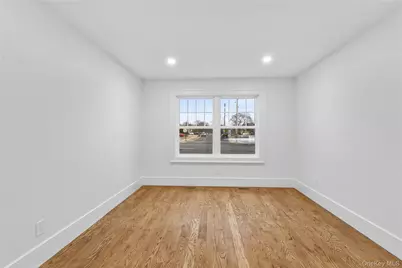 961 N Broadway, Massapequa, NY 11758 - Photo 21