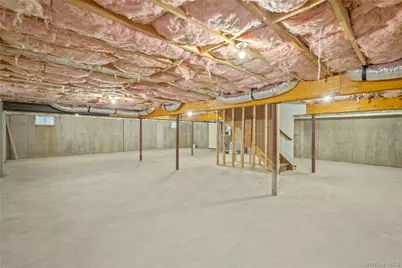 961 N Broadway, Massapequa, NY 11758 - Photo 25