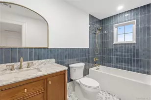 961 N Broadway, Massapequa, NY 11758 - Photo 19