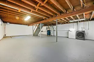 3 Adrienne Ct, Hauppauge, NY 11788 - Photo 33