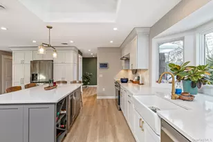 49 Lexington Ave, Smithtown, NY 11787 - Photo 23