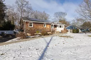 49 Lexington Ave, Smithtown, NY 11787 - Photo 7