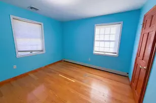 58-27 197th St, Fresh Meadows, NY 11365 - Photo 7