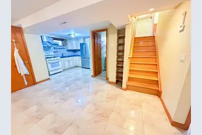 58-27 197th Street, Fresh Meadows, NY 11365 - Photo 15