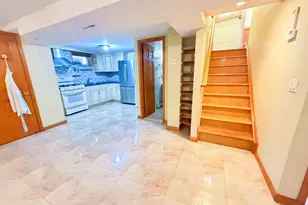 58-27 197th St, Fresh Meadows, NY 11365 - Photo 15