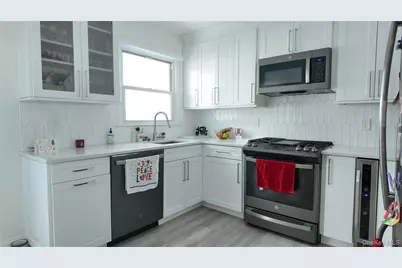 10 Lenox Court Court #807, Suffern, NY 10901 - Photo 1