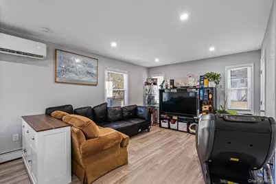 57 Pond Lane, Levittown, NY 11756 - Photo 3