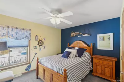 1661 Old Country Road #353, Riverhead, NY 11901 - Photo 23