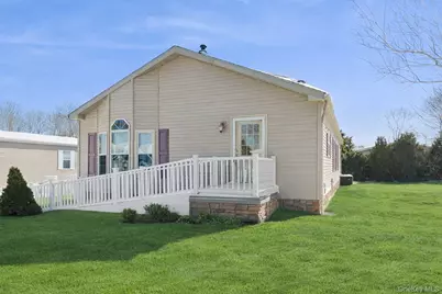 1661 Old Country Road #353, Riverhead, NY 11901 - Photo 1