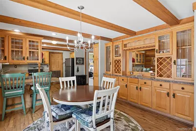 1661 Old Country Road #353, Riverhead, NY 11901 - Photo 11