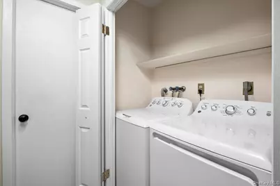 37 Greenway Lane, Rye Brook, NY 10573 - Photo 17