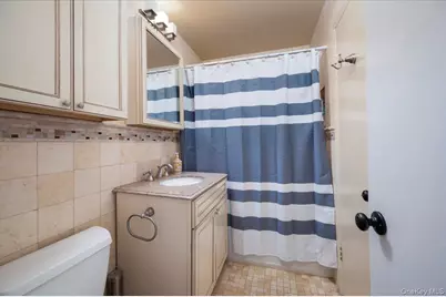 37 Greenway Lane, Rye Brook, NY 10573 - Photo 15