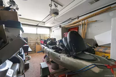 327 Willow Road E, New York, NY 10314 - Photo 5