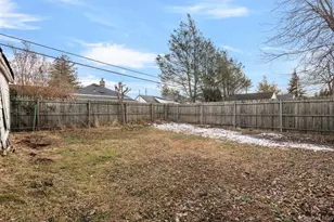 5 Cedar Ave, Farmingdale, NY 11735 - Photo 23