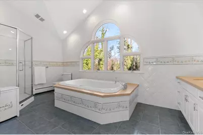 306 Southdown Road, Lloyd Harbor, NY 11743 - Photo 33